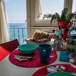 Giaella Sea View *