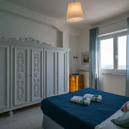 Giaella Sea View Apartment Monterosso al Mare