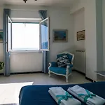 Апартаменты Giaella Sea View
