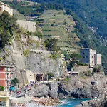Giaella Sea View Монтероссо-аль-Маре