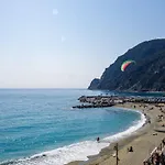 Giaella Sea View Апартаменты Монтероссо-аль-Маре