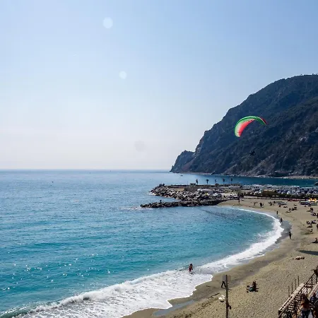 Apartment Giaella Sea View