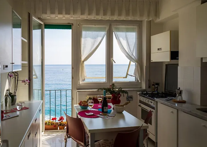 Giaella Sea View Монтероссо-аль-Маре